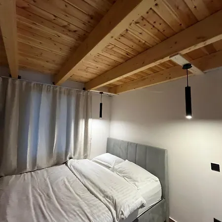 Semesterbostad Konstantina 5 *